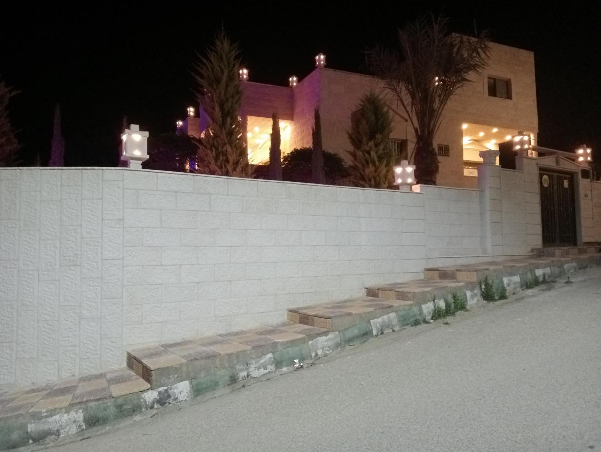 Bait Al Salam Apartment Umm Qays Exterior photo